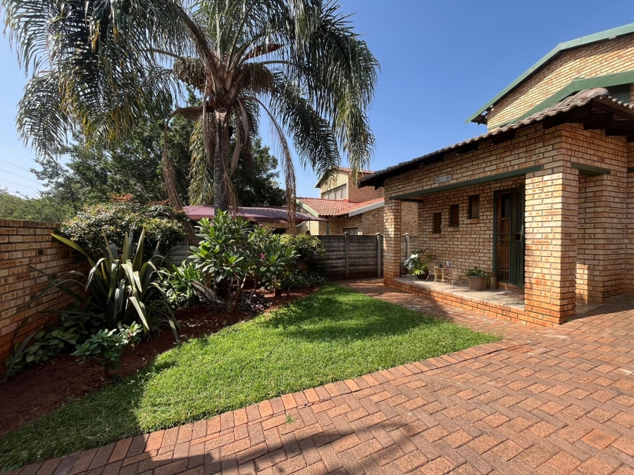 3 Bedroom Property for Sale in Protea Park North West
